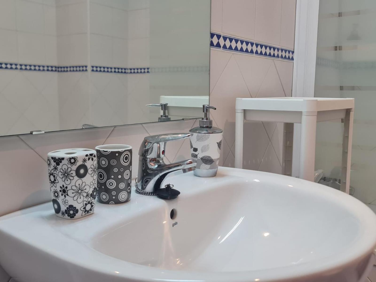 Lux Abril Apartment Seville Exterior photo